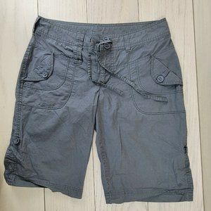 Women’s Columbia Grey Shorts Size 10, inseam 12, Mid Bermuda, Cuff Straps